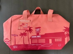Trader Joe’s Large Peach Reusable Insulated Cooler Shopping Bag 8 Gallon New