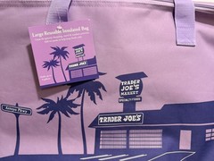 Trader Joe’s Insulated Tote Freezer Cooler Bag Market XL Purple Lavender NEW