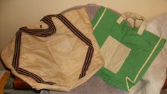 2 PC TAN & GREEN TOTE BAGS 18″ x 13″ x 6″ & 14″ x 10″ x 3″ WASHABLE