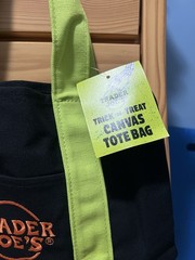 Trader Joe’s 🎃 Trick Or Treat 🎃 Mini Tote Bag – Black / Purple / Green