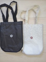 2 Lululemon Reusable Shopping Tote Lunch Bag 12″ Black/White & Gray/White/Maroon