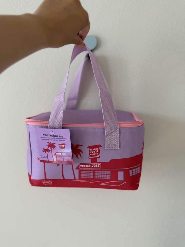 Trader Joes Mini Insulated Lunch Tote Bag – 2026 New – Floral Violet, NWT