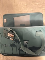 Trader Joe’s Large Reusable Insulated Shopping Bag Teal Blue 8 Gallon Cooler NEW