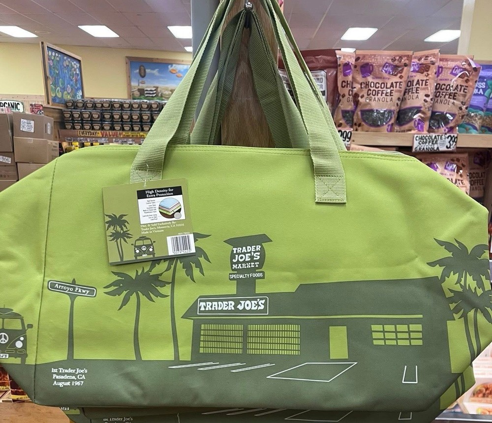 Trader Joe’s 8 Gallons Reusable Bag Cooler Large Insulated Tote Olive Green