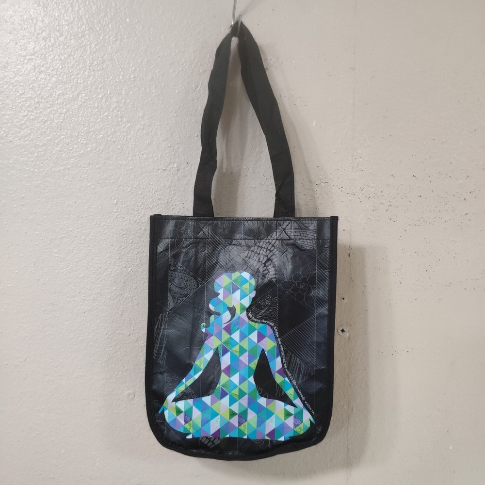 LULULEMON REUSABLE SHOPPING – GIFT BAG 11×9.5 BLACK SHOULDER STRAPS 5449