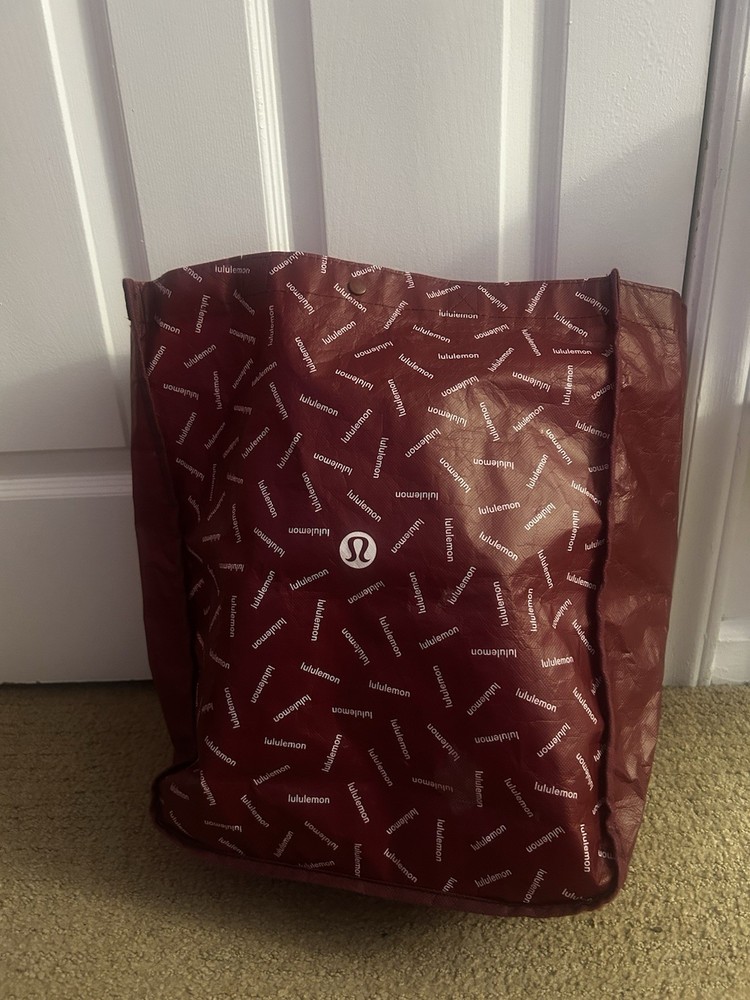 Lululemon Red Foldable Reusable Shopping Bag Recycled Material All-Over Pattern