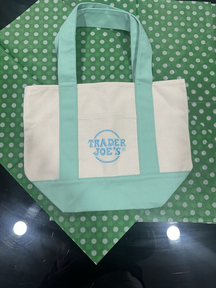 Trader Joe’s Canvas Reusable Shopping Bag Beige Light Green Color Block