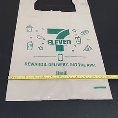 ReUsable Bag 7Eleven Store Convenience Snack Recycled Plastic Shop Sack Green z