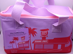 Trader Joe’s – Mini Insulated Bag – Purple/Pink – 10″ x 6″ x 6″ – 1.5 gal