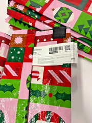 NEW IKEA Vinterfint Christmas Tote Reuseable Shopping Bag 36L 10 Gal Pink