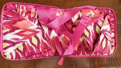 CHICO’S NWT Be Bold Packable Zipper Tote Bag Rose-Pink-White Ikat Print