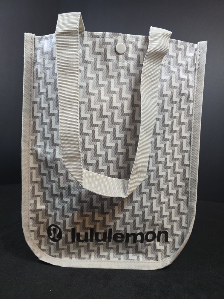 Lululemon Small Gray And White Logo Reusable Shopping Bag Excellent Condition