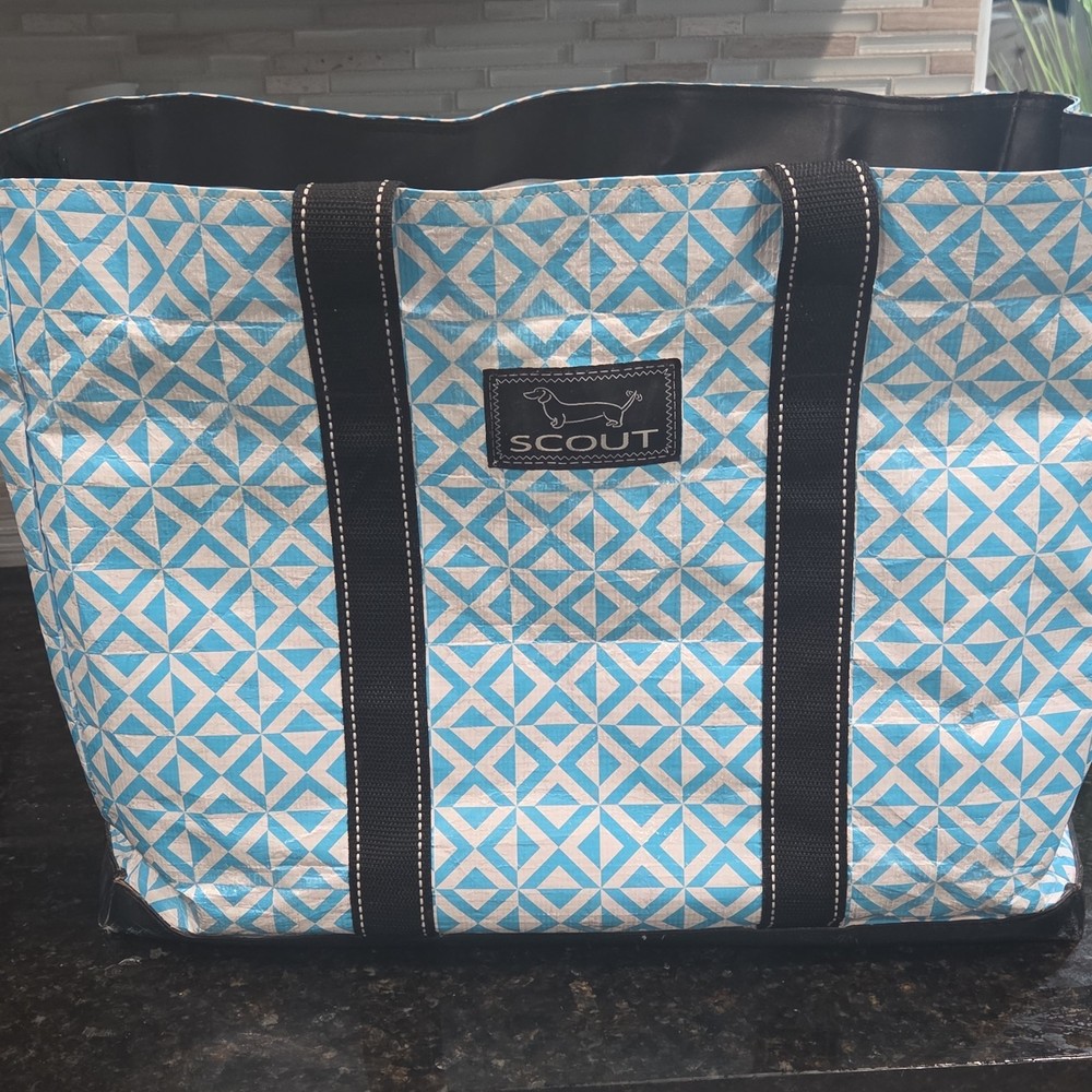 SCOUT Blue White Black Geometric Foldable Plastic Reusable Shopping Bag