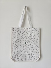 New LULULEMON Multicolor GRAPHIC LOGO Reusable Shopping Bag Large, Pack of 5