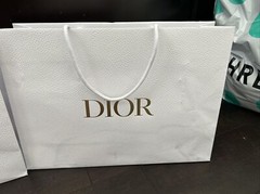 DIOR WHITE PEBBLED AUTHENTIC SHOPPING BAGS TOTAL 5 USED VARIOUS SIZES