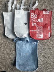Lululemon Lot Of 4 Reusable Bag Yoga Logo Size Small 2 White 1 Red 1 Light Blue