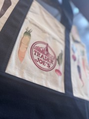 Trader Joe’s Foldable Canvas Reusable Shopping Bag Vegetable Beige Navy
