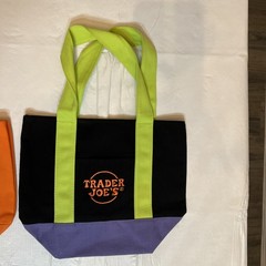 2 Genuine Trader Joes Trick Or Treat Mini Bags Orang/Black Black/Purple/Lime SEE