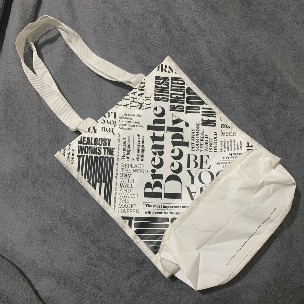 Lululemon Reusable Shopping Gift Bag White Small Gift Tote 12″ x 10″ Handles