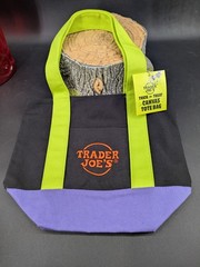 New Limited Edtion Trader Joe’s Black and Green Mini Canvas Tote