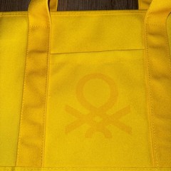 United Colors Of Benetton YELLOW Insulated Zippered Logo Tote Bag NEW 19x14x6