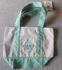 Trader Joe’s Small Logo Tote Bag Green/White Canvas Polyester 13x6x11 in