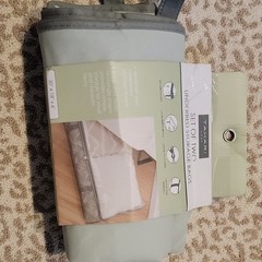 Tahari Home Underbed Storage Bags 2-Pack Light Green Clear Window 30x18x6