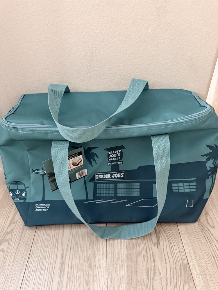 Trader Joe’s 8 Gallons Reusable Bag Cooler Large Insulated Tote Dusty Blue