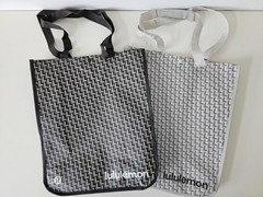 New LULULEMON Beige Brown Geo Patten Reusable Shopping Bags Large, Pack of 2