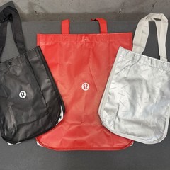 Lululemon Reusable Shopping Bags Lot Of 3 – 1 Large & 2 Small – Black Red Silver