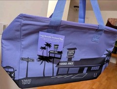 Trader Joe’s 8 Gallons Reusable Bag Cooler Large Insulated Tote Collapsable 💜