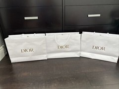DIOR WHITE PEBBLED AUTHENTIC SHOPPING BAGS TOTAL 5 USED VARIOUS SIZES