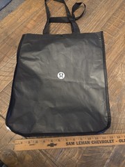 Lululemon Reusable Bags 1 Large 4 Small Bags