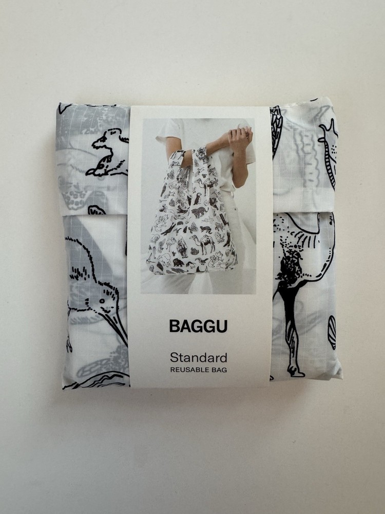 RARE NWT Baggu Standard Reusable Bag Zoo