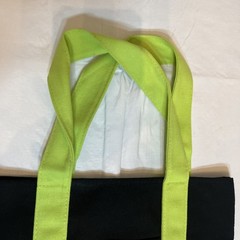 2 Genuine Trader Joes Trick Or Treat Mini Bags Orang/Black Black/Purple/Lime SEE