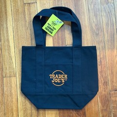 Trader Joe’s Canvas Mini-Tote Trick-or-Treat Black Green – Limited Edition