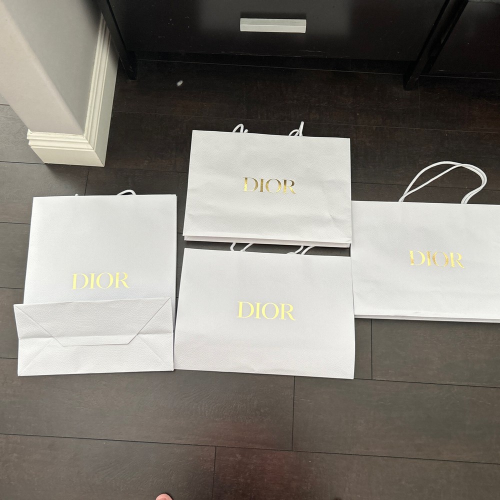DIOR WHITE PEBBLED AUTHENTIC SHOPPING BAGS TOTAL 4 USED VARIOUS SIZES