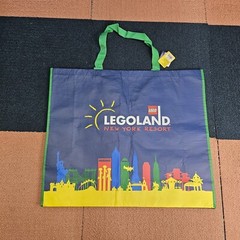 Legoland New York Resort 24″x21″x7″ Extra Large XL Bag Reusable Tote R2c