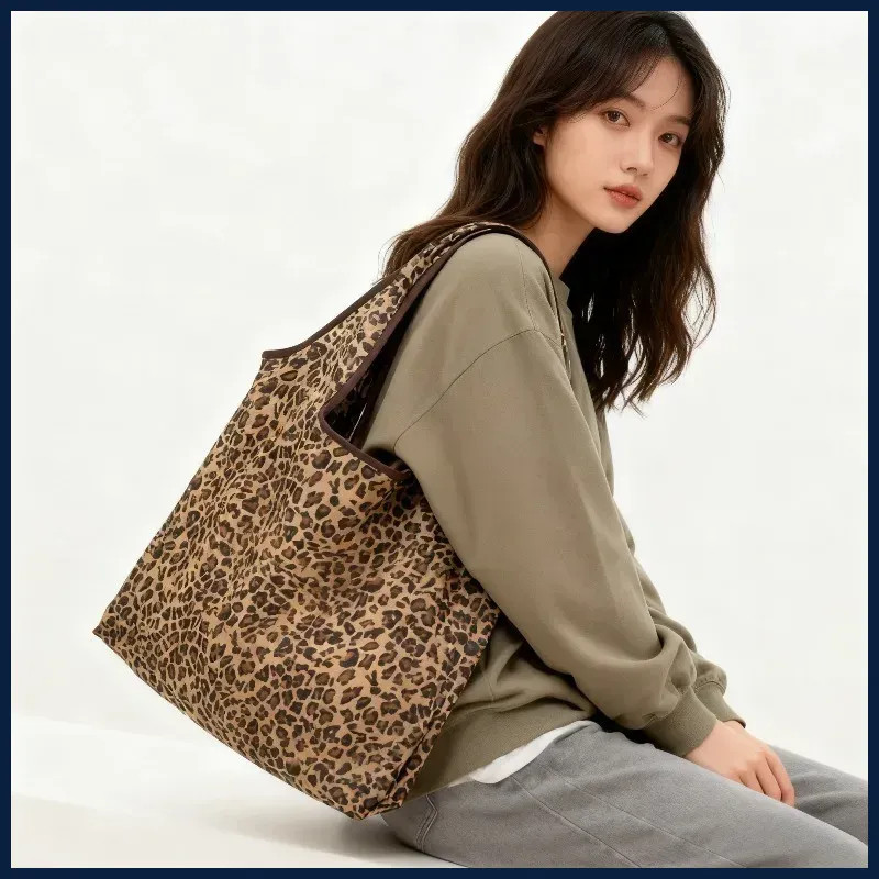 Leopard Print Foldable Tote Bag Lightweight Polyester Leak-Proof Reusable