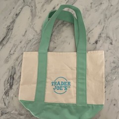 Trader Joe’s Reusable Foldable Canvas Shopping Bag Beige Green Color Block