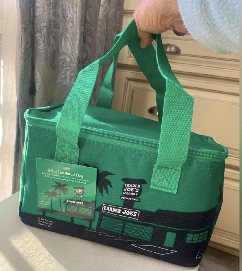 Trader Joes Mini Insulated Bag GREEN Limited Edition!