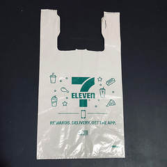ReUsable Bag 7Eleven Store Convenience Snack Recycled Plastic Shop Sack Green z