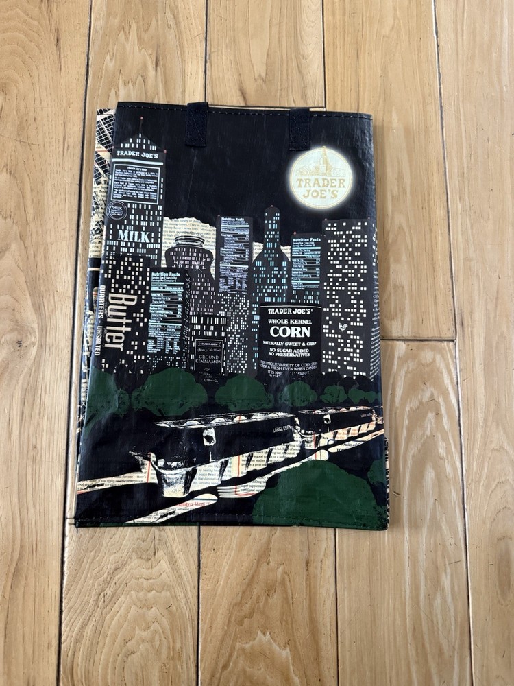 Trader Joe’s NWT Nocturne Reusable Shopping Bag