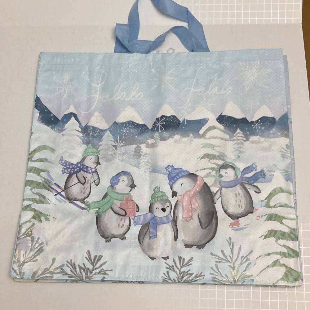 Tesco Penguins Skiing Christmas Tote Bag Beanie Mountains Snow Holiday 2023 New