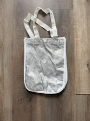 LULULEMON Small Reusable Snap Top Shopping Tote Lunch Bag Gray & White