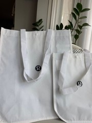Lululemon reusable bags eco-friendly totes lunch yoga gym grocery Shoppers