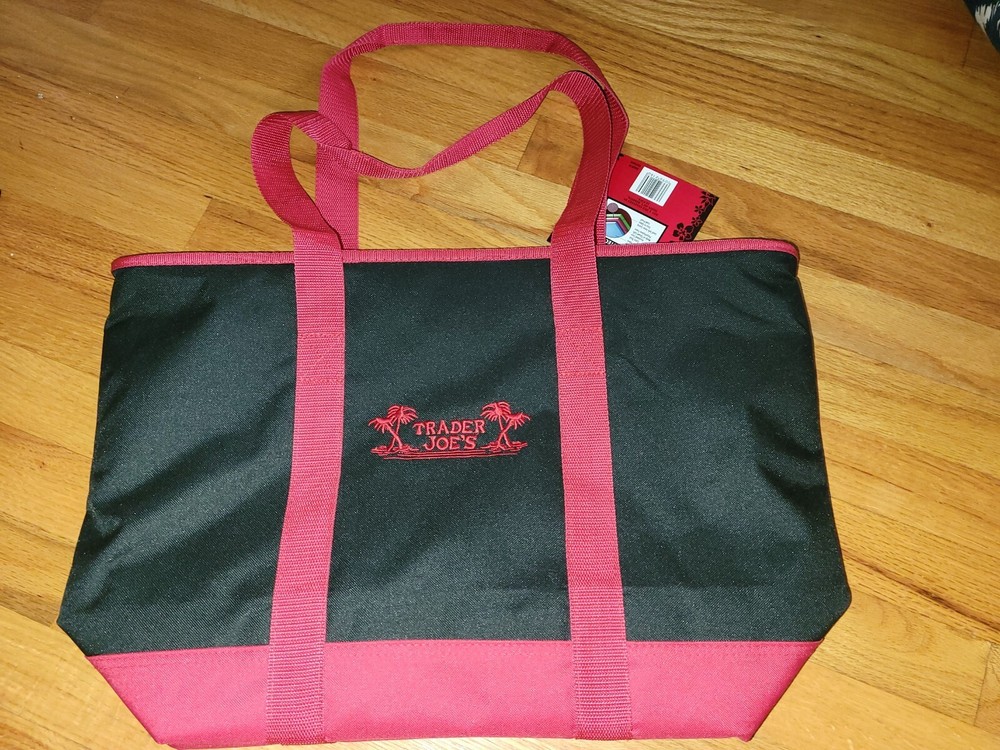 *NEW w/Tags Trader Joe’s Insulated Reusable Shopping Bag 7 Gallons Black & Red