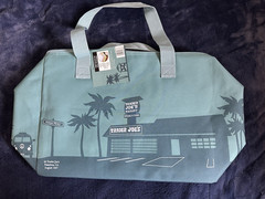 TRADER JOES LARGE REUSABLE INSULATED 8 GALLON COOLER BAG DUSKY BLUE