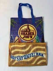 Trader Joe’s Reusable Surfboard Beach Palm Tree Shopping Tote Bag Retired