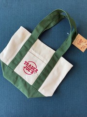 Holiday 2025 – Green Trader Joe’s Canvas Mini Tote Bag – New With Tags